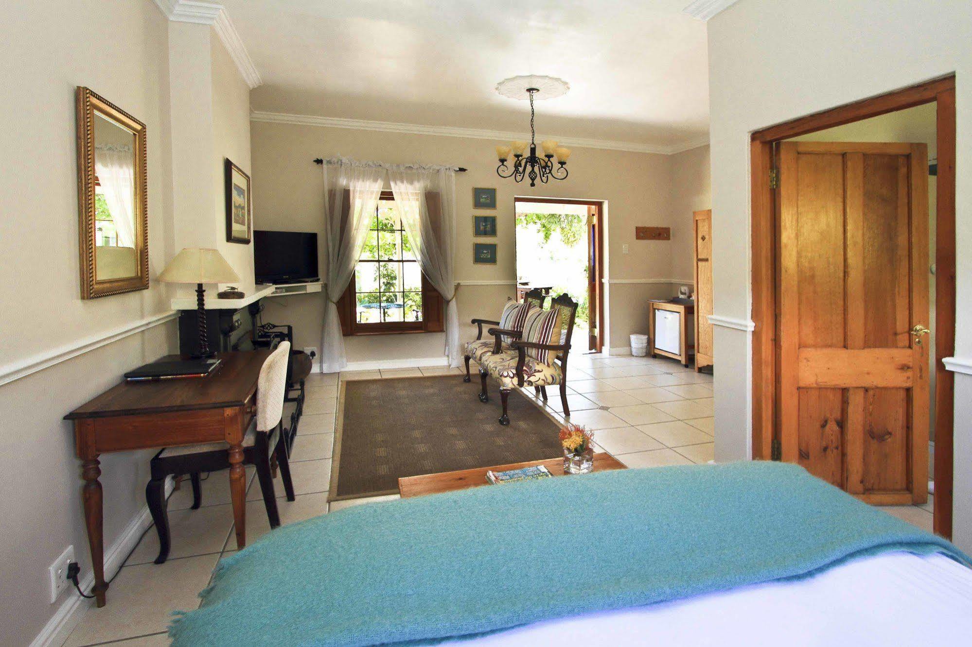 Montagu Vines Guesthouse Exterior foto